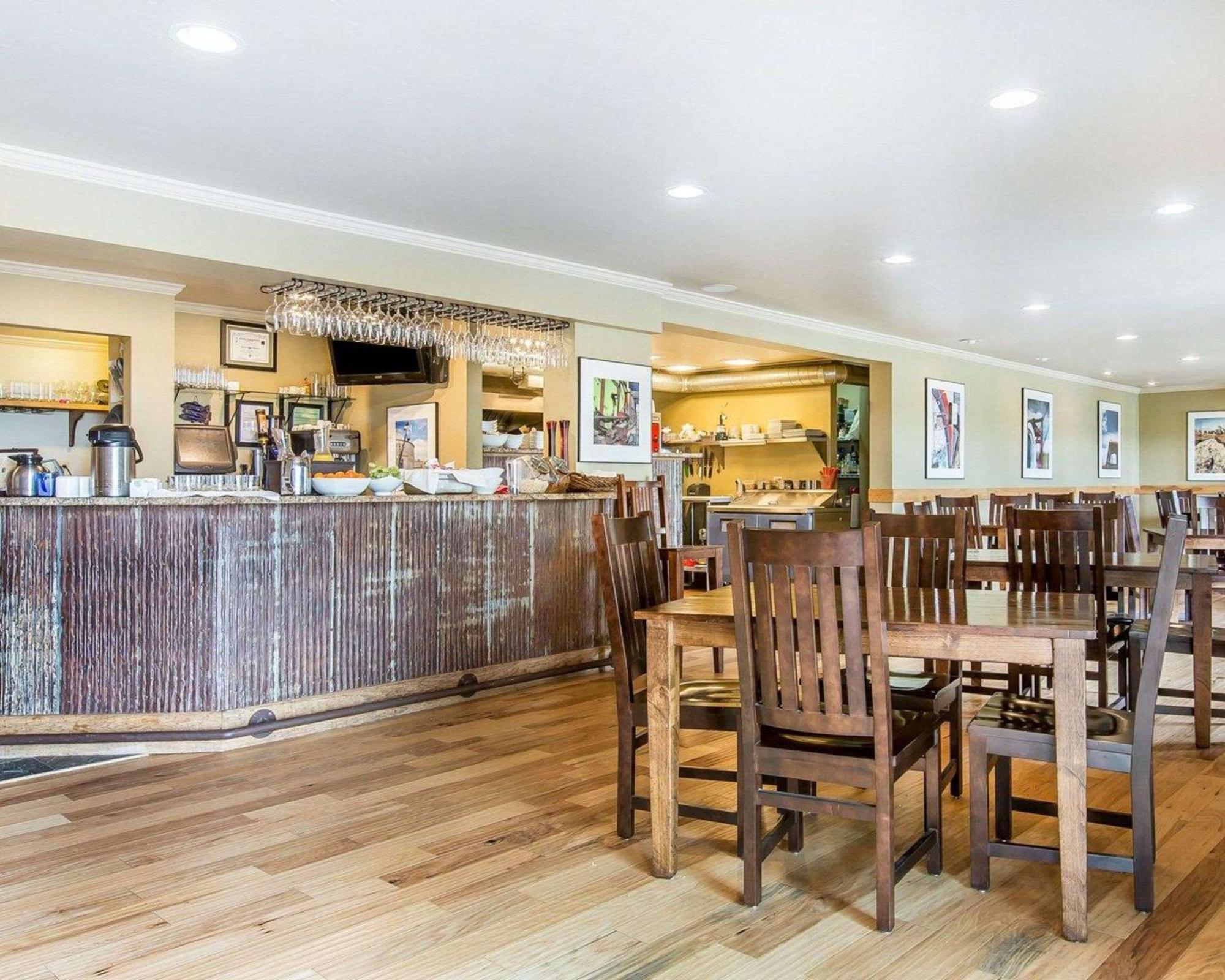 Yellowstone Valley Lodge, Ascend Hotel Collection Pray Luaran gambar