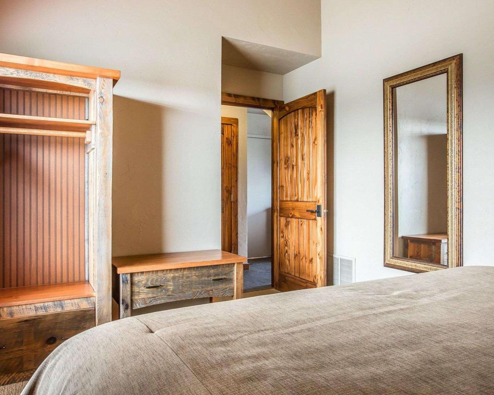Yellowstone Valley Lodge, Ascend Hotel Collection Pray Luaran gambar