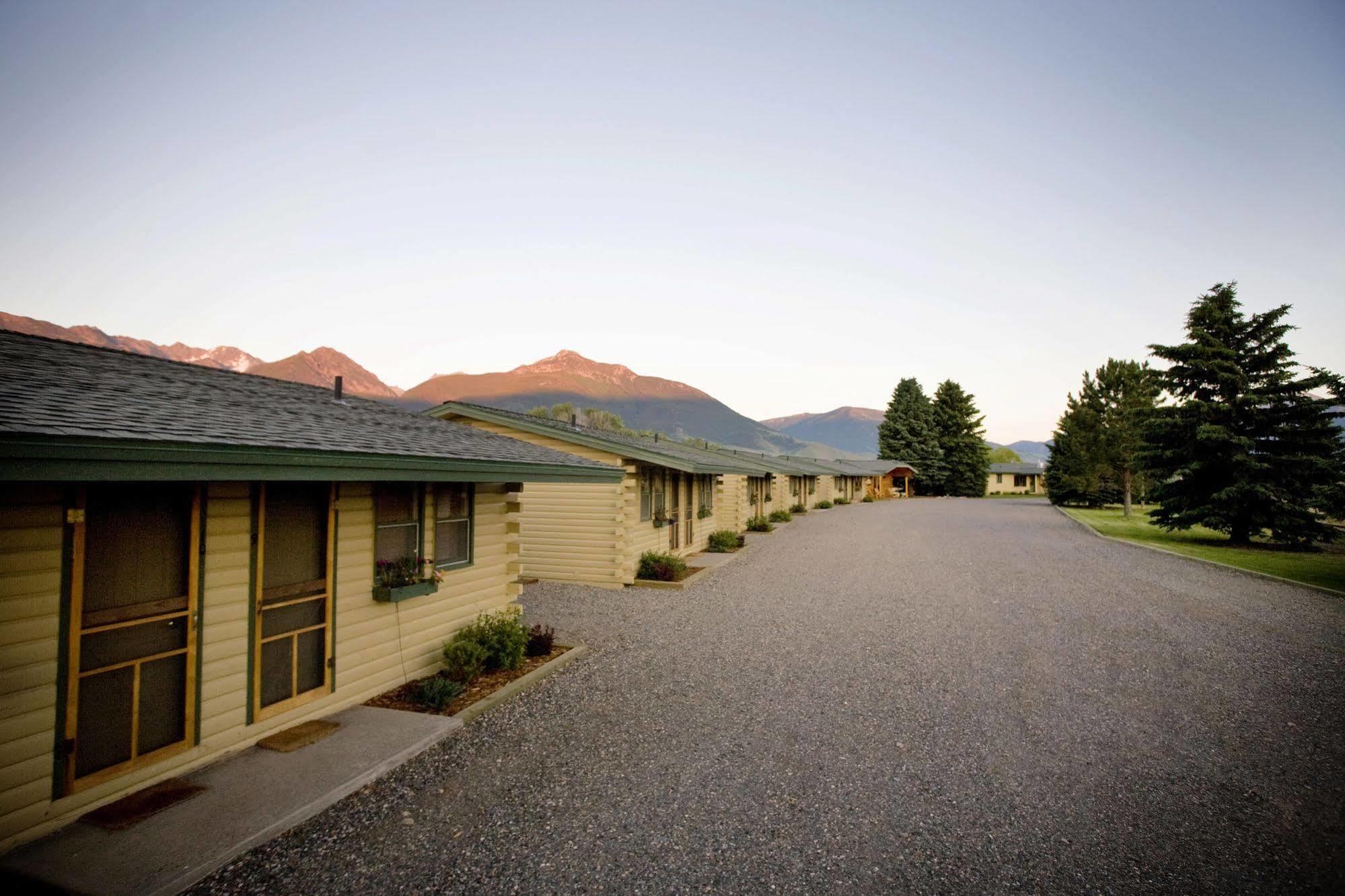 Yellowstone Valley Lodge, Ascend Hotel Collection Pray Luaran gambar
